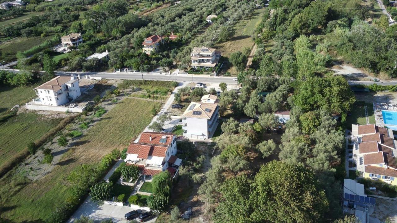 Queen Bay Studios Vasilikí Exteriér fotografie