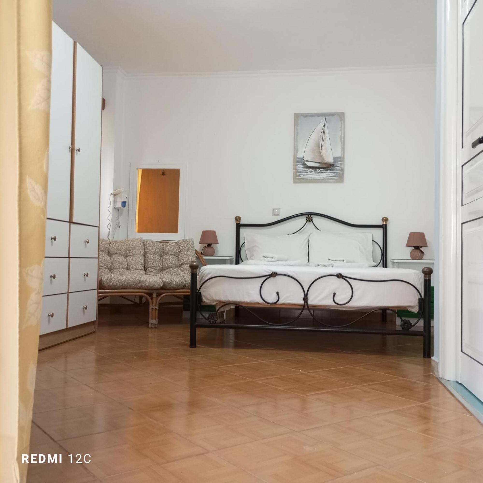 Queen Bay Studios Vasilikí Pokoj fotografie